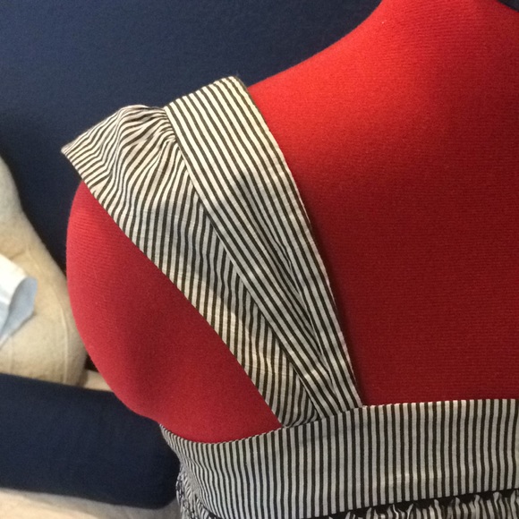 Black and white striped peplum top with bow. - Picture 3 of 3